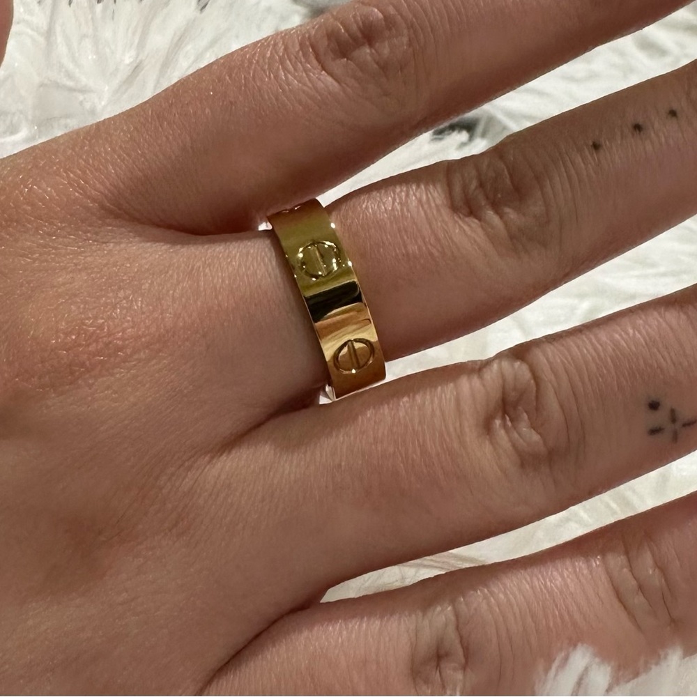 Gold Screw Ring